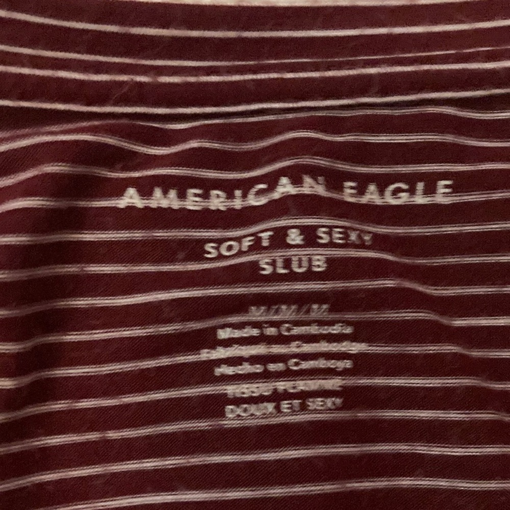 Red and white American Eagle low cut top in a medium. Super adorable.